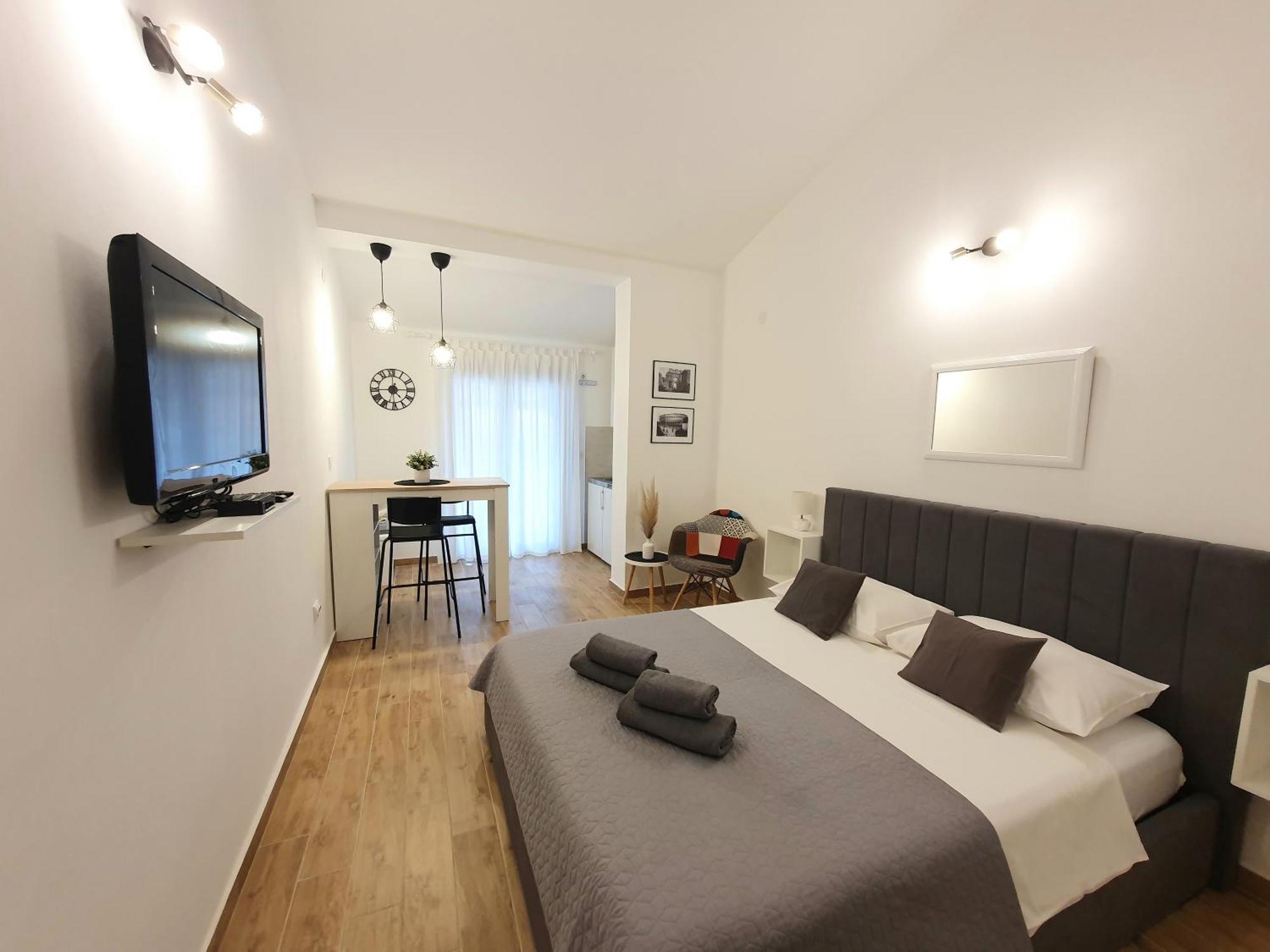Apartments Dejana Štinjan Extérieur photo